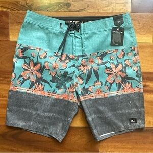 O’Neill Floral Board Shorts 20”
